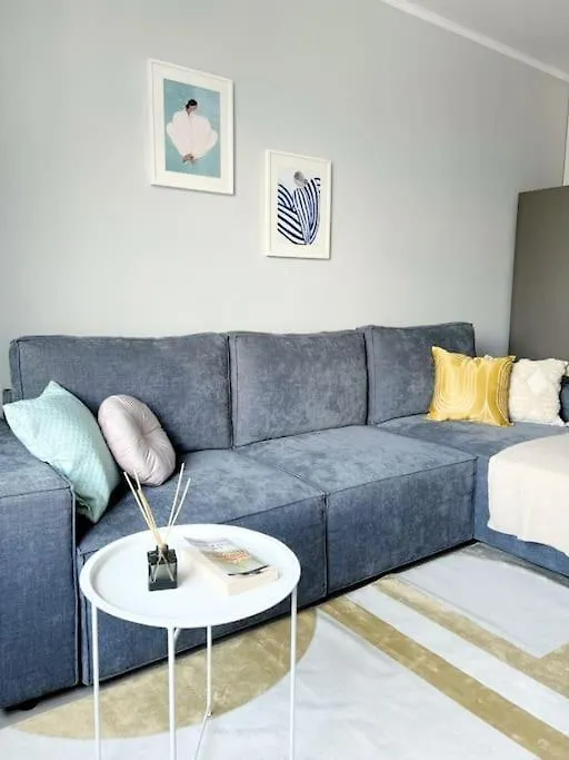 Apartment 57 Гармония Гор И Реки, Апартаменты Недалеко От Центра С Видом На Горы Almaty